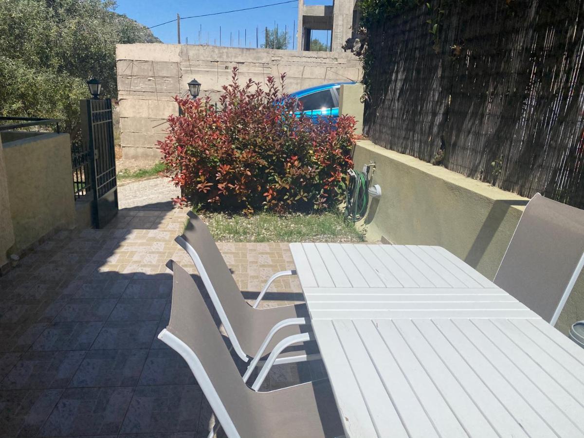הוילה Pórto Ráfti Cactus Maisonette Near Airport מראה חיצוני תמונה
